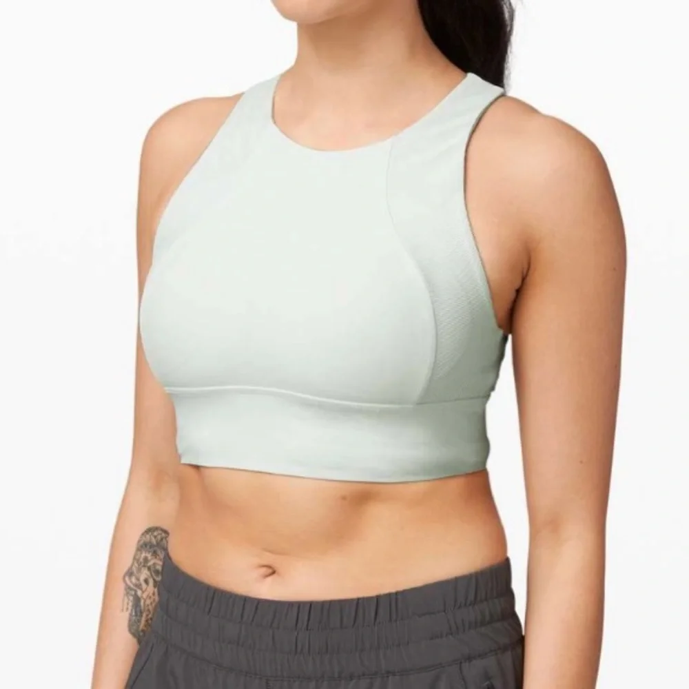 LULULEMON Island Mist Green Set Challenger Active High Neck‎ Training Bra Size 8